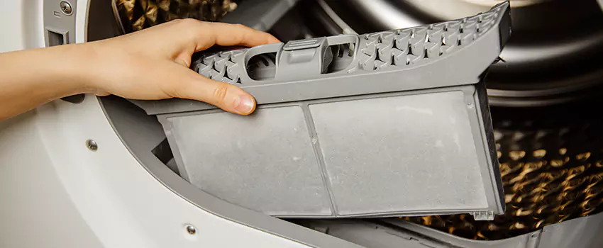Signs Of A Clogged Dryer Lint Trap in Rosedale, Maryland
